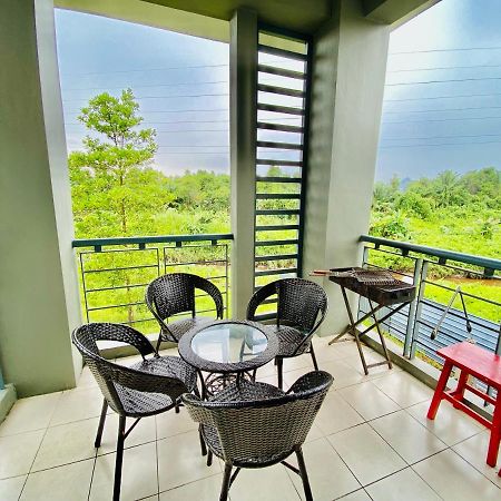 Faizal Madhi Homestay Kuching Eksteriør billede
