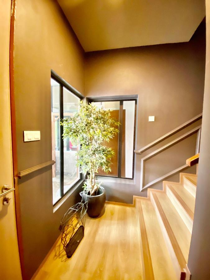 Faizal Madhi Homestay Kuching Eksteriør billede